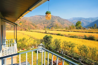 Pahadi Aangan BoutiqueVilla By Shivaneel