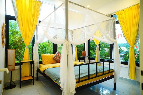 Luxury Apartment, Patio, Garden View | Desk, laptop workspace, free WiFi, individually decorated