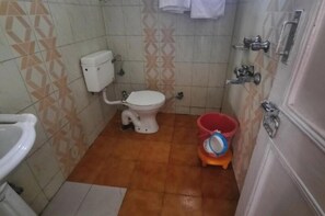 Artículos de tocador gratuitos, toallas, jabón, papel higiénico