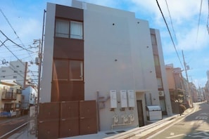 Exterior - Mi-HOTEL KOMAGOME (Tokyo)