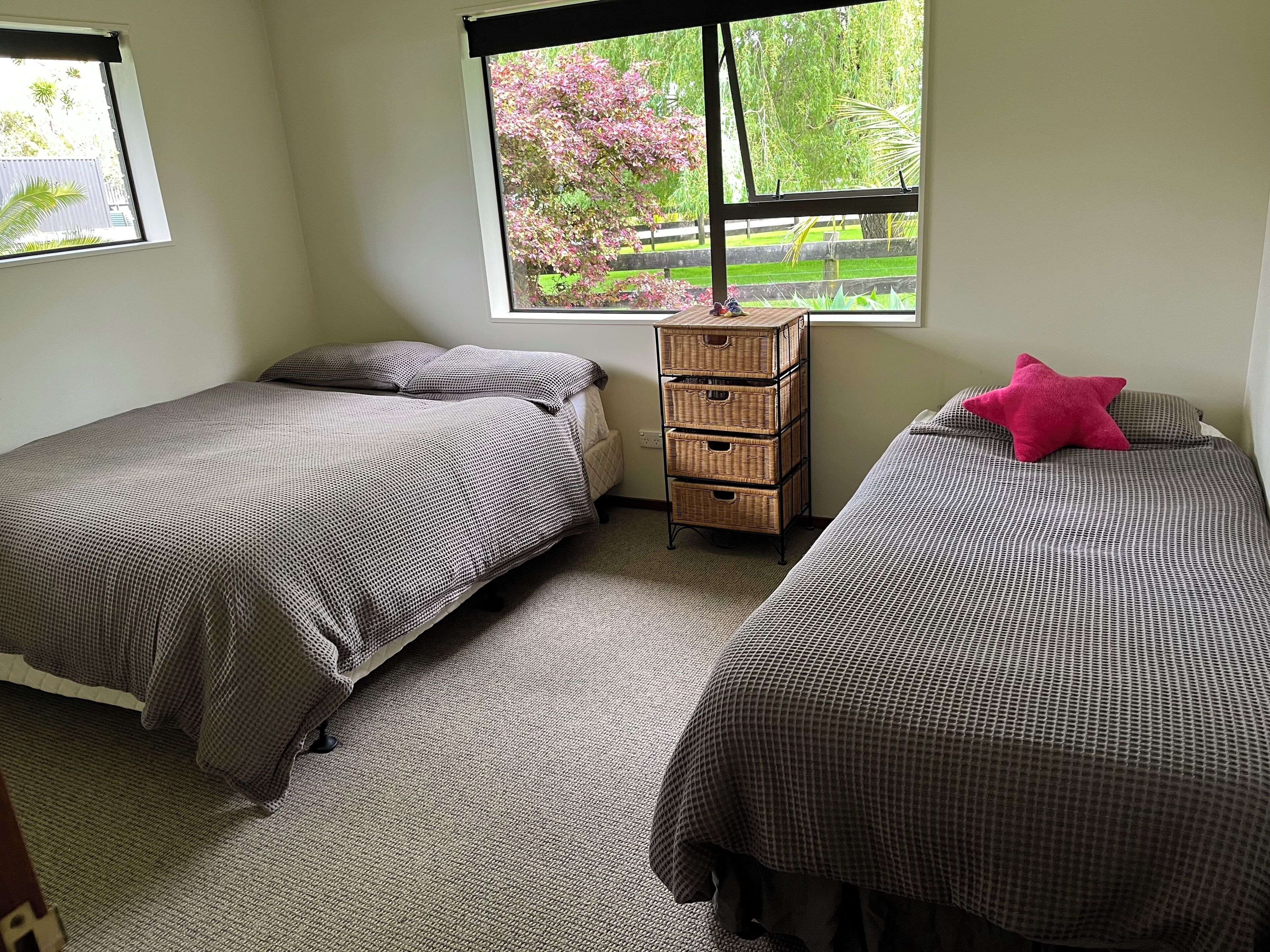 2 soverom, strykejern/-brett, wi-fi (inkludert) og sengetøy