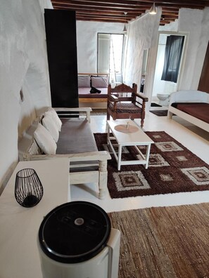 1 bedroom, iron/ironing board, Internet, bed sheets - Artemis cottage Mykonos 1 (Mikonos)