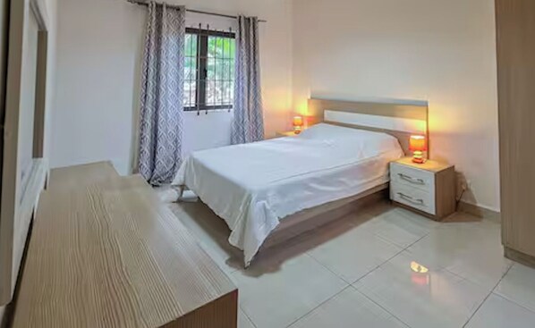 2 bedrooms, WiFi, bed sheets