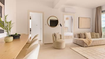 3 bedrooms, internet, bed sheets