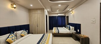 The Sky Comfort Hotel Brahm Sambandh