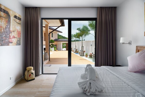 3 habitaciones, tabla de planchar con plancha, wifi y ropa de cama