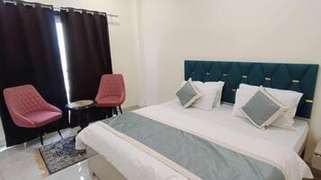 Basic Double Room, City View | Free WiFi, bed sheets
