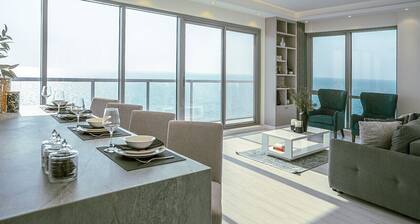 Stunning 2 Bed in Pacific with Ocean Views