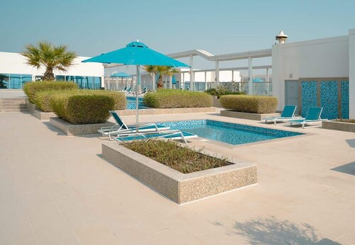 Oceanfront Apartment W Pool & Stunning Sea Views