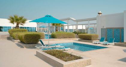 Oceanfront Apartment W Pool & Stunning Sea Views