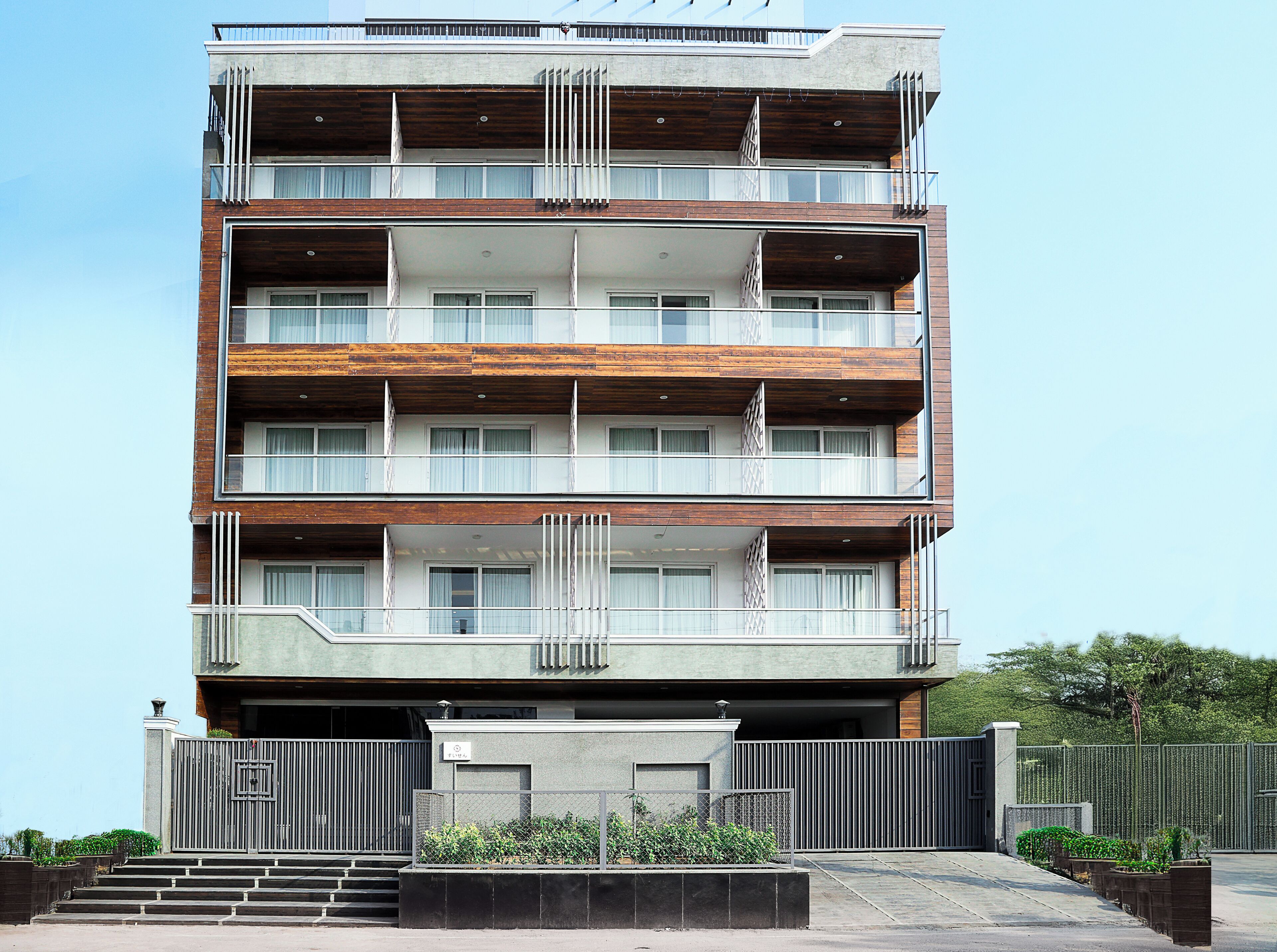 Cortinas blackout, ferros/tábuas de passar roupa, Wi-Fi de cortesia