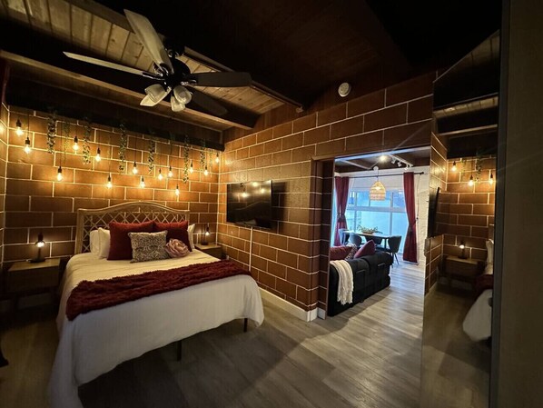 1 bedroom, iron/ironing board, WiFi, bed sheets