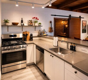 Fridge, microwave, oven, stovetop - Ocean View Balcony | 4 Min Walk to Beach | Romantic Theme (Manhattan Beach)