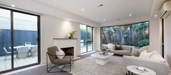 Bayside 4 bed in Sandringham w Spa and Sunset Views