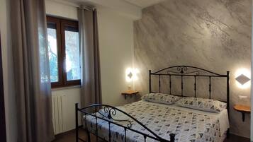 1 camera, Wi-Fi gratuito, lenzuola