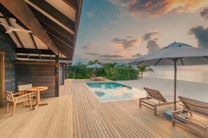 Outdoor pool - Jawakara Islands Maldives (Maabinhuraa)