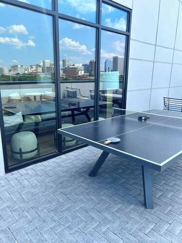   Stay in Style -Sky Lounge Sunsets & Poolside Relaxation Near area Hospitals