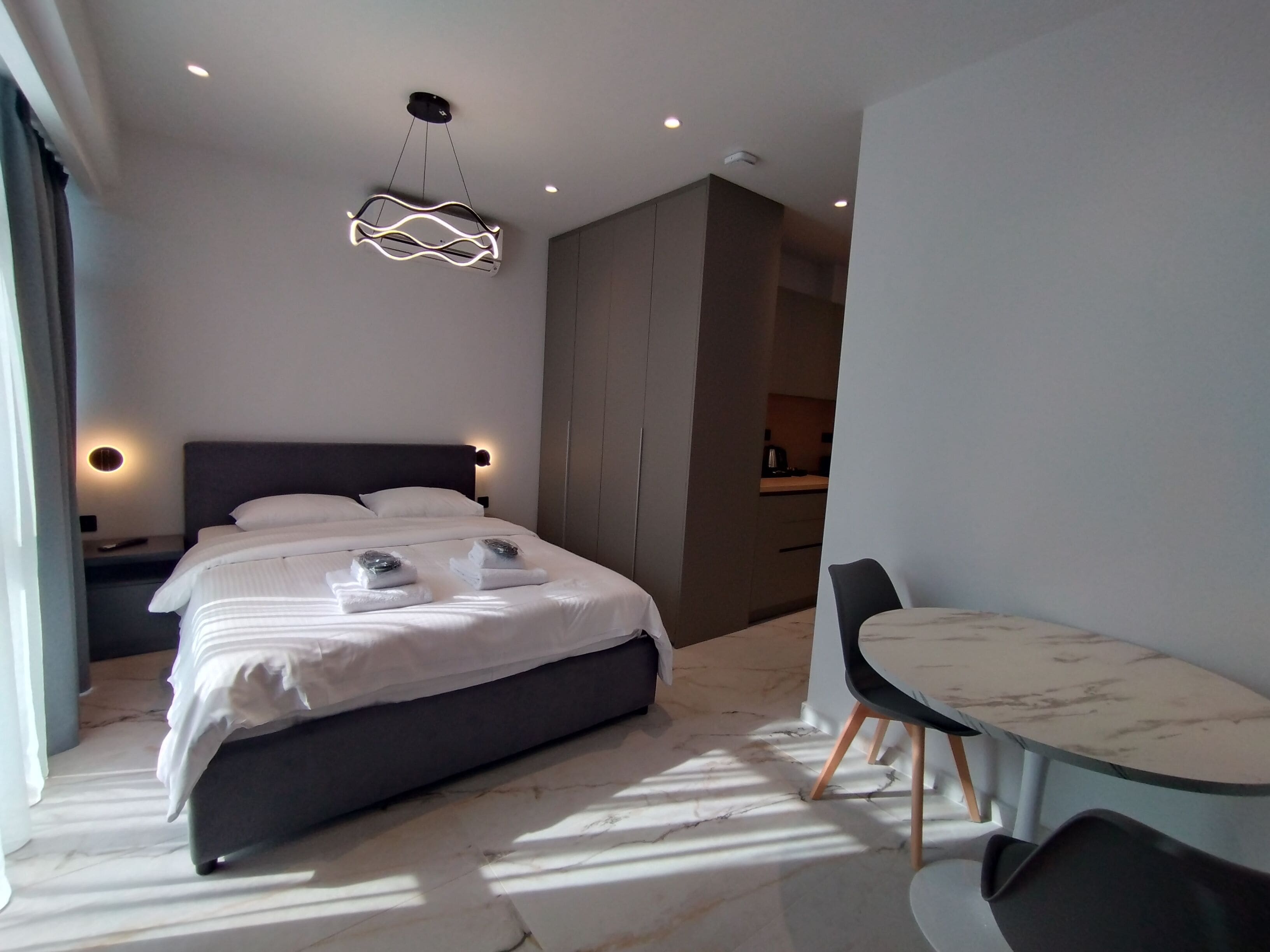 Superior studio | Een kluis op de kamer, geluiddichte muren, gratis wifi, beddengoed