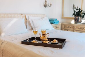 6 間睡房、熨斗/熨衫板、上網、床單