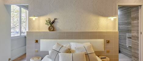 Strygejern/strygebræt, sengetøj