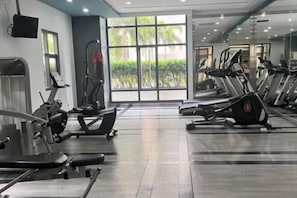 Gym - J&M Cozy Retreat (Taguig)
