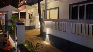 Front of property - Apricot Inn (Morjim)