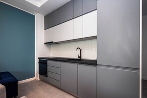 Comfort Studio, Partial Sea View | Private kitchen