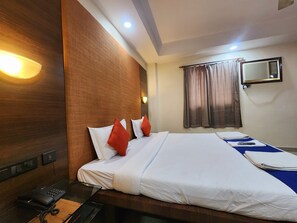 Premium Double Room, Balcony, City View | Free WiFi