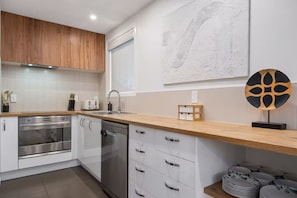 Microwave, oven, stovetop, dishwasher