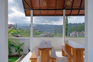 Unclassified image, 5 of 12, button - RedDoorz @ Volcano Mountain View Kintamani (Bali)