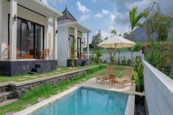 Alberca al aire libre