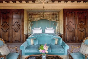 Junior Suite, Lagoon View | In-room safe, blackout drapes, free WiFi
