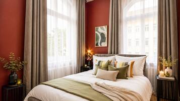1 Schlafzimmer, Schreibtisch, Bügeleisen/Bügelbrett, Reisekinderbett