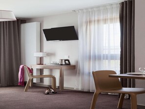 House | Living room - Apartment Near Geneva With Parking (Annemasse)