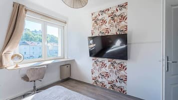 1 bedroom, iron/ironing board, WiFi, bed sheets