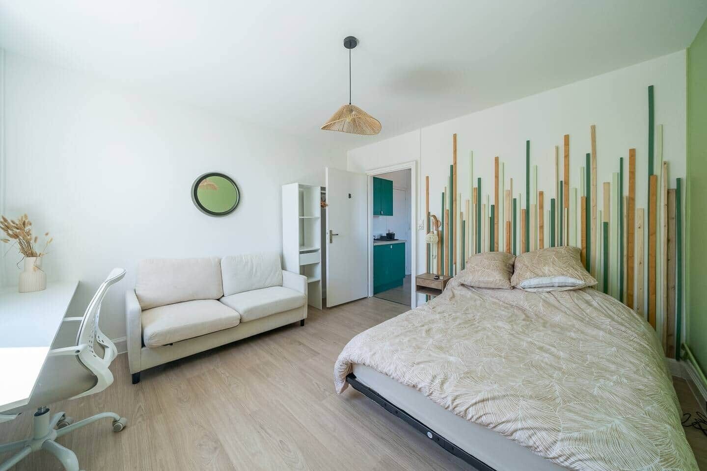 2 soverom, strykejern/-brett, wi-fi og sengetøy