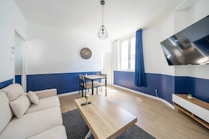 TV - Bleu Océane - Wifi - Gare - 3 lits - Tout équipé (Homécourt)