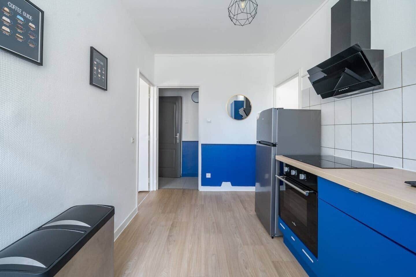 Frigorifero, microonde, forno, lavastoviglie