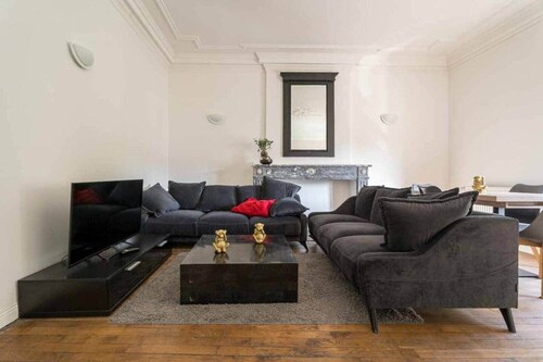 19.Chambre 30m² - Salon privé - 2TV - Wifi - 120m²
