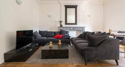 19.Chambre 30mÂČ - Salon privĂ© - 2TV - Wifi - 120mÂČ