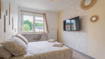 1 chambre, fer et planche à repasser, Wi-Fi, draps fournis