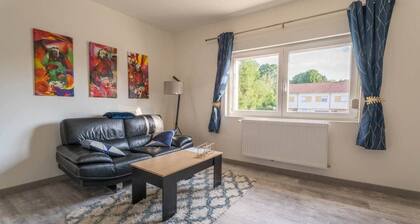 Chambre privée 26m + salon et kitchenette - WIFI