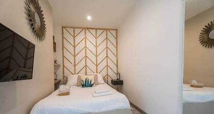 18.Chambre privée 26m + salon et kitchenette - WIFI