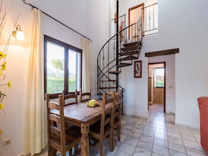 House | Dining