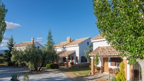 House | Reception - Ibipozo Home for 6 Near Bolera Reservoir (Pozo Alcon)