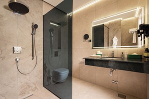 Business Double or Twin Room, Balcony | Bathroom | Free toiletries, hair dryer, bathrobes, slippers - Grand Dior (Tashkent)