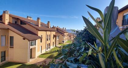 Wood, Wine and Golf.