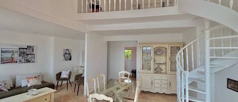 內部