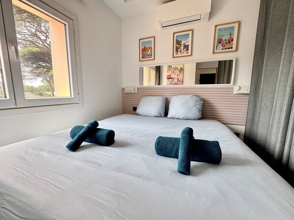 1 bedroom, iron/ironing board, WiFi, bed sheets