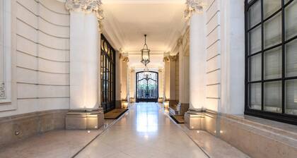 Bright Studio 2P - Arc de Triomphe